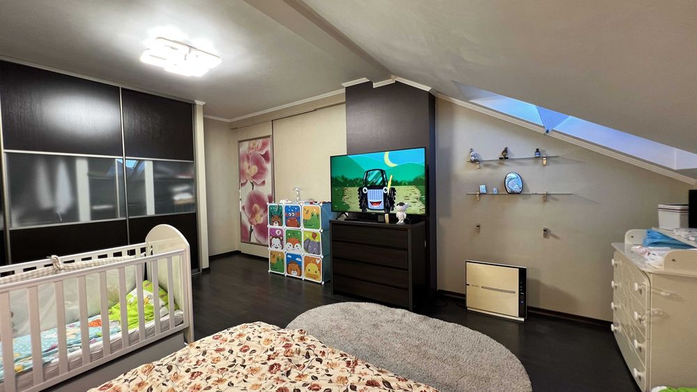 Продається 4 кім. кв. вул. Федьковича район Пасічна