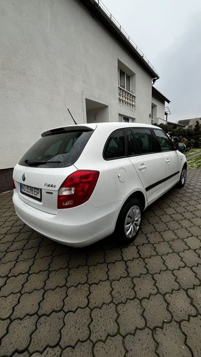 Skoda Fabia Comby 2012 року