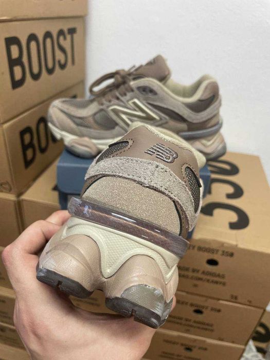 36-45 New Balance 9060 Brown
