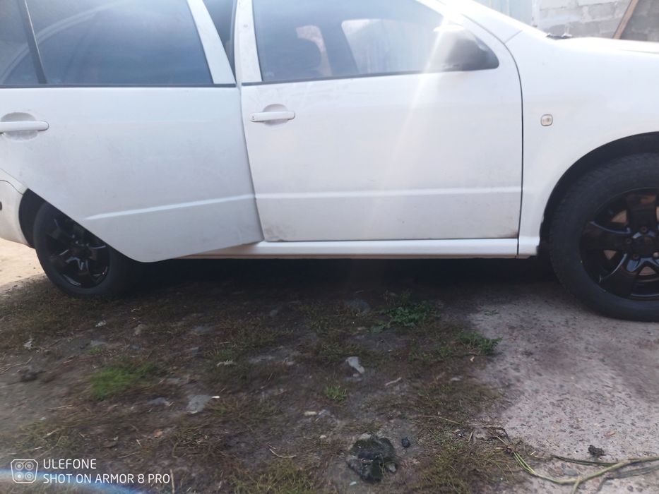 Шкода Фабіа 2004 рік 1.4 газ бензин