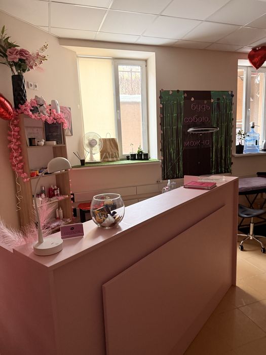 Суборенда приміщення в студії краси на Боголюбова