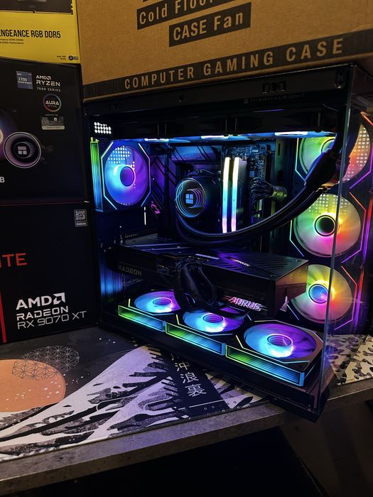 PC Gaming RX 9070 XT 16GB - Ryzen 7 9800X3D