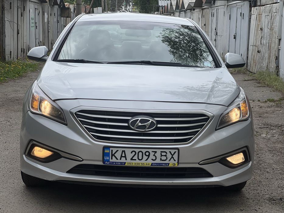 Hyundai Sonata 2016 VIN KMHE341DBHA304035 фото оголошення 2 з 17
