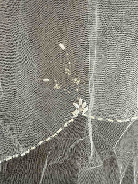 Фата для весільного плаття