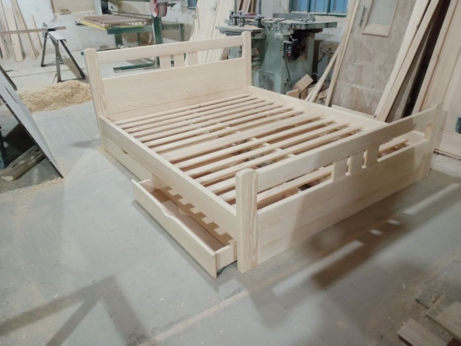 Виготовлення виробів з дерева(двері,альтанки,столи,ліжка,лавки,буди)