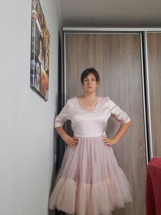 Сукня св'яткова розмір Л