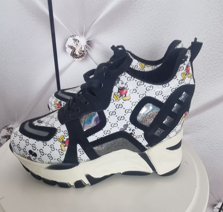 ButyAdidasy  na koturnie