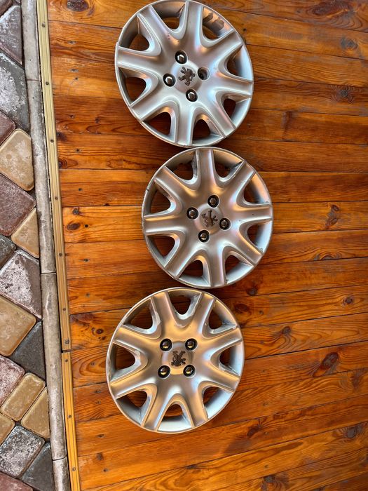 Ковпаки на Peugeot R15