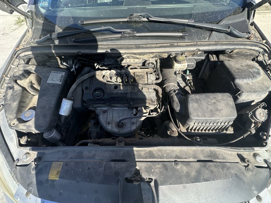 Peugeot 307 2001 1.6b w całosci na części