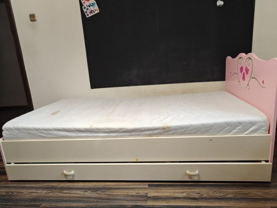 Zestaw Meblik szafa, komoda, łozko