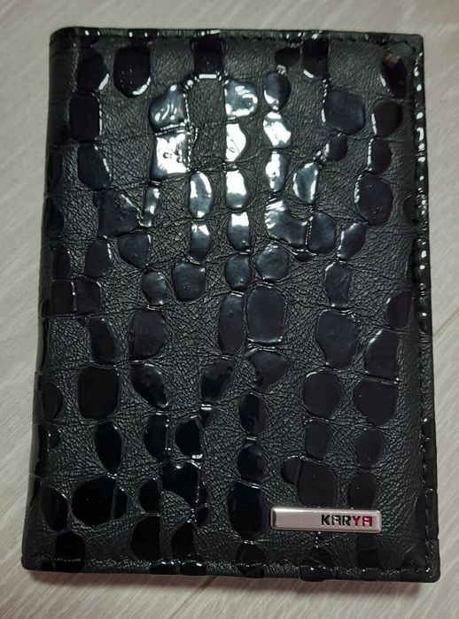 Автодокументниця з натуральної шкіри Karya
