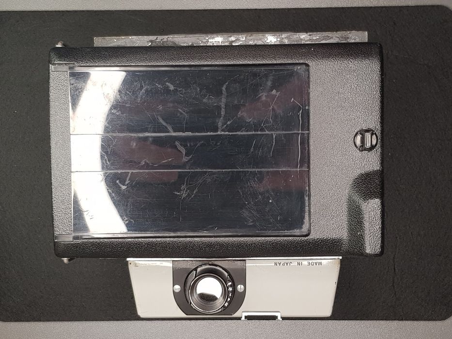 Mamiya Press з задником Polaroid 600