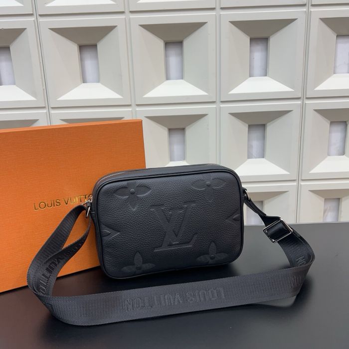 Сумка мужская Louis Vuitton черная кожаная оригинал черная