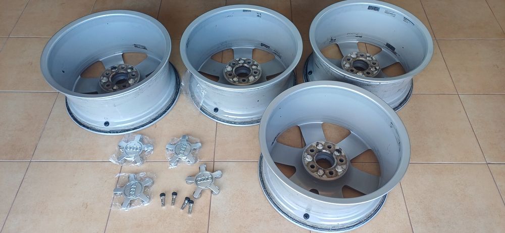 Alufelgi 17"orginalne Audi.