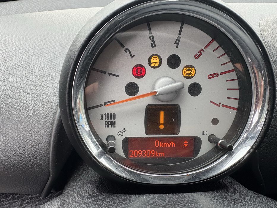 Mini Cooper ALL4  1598cc