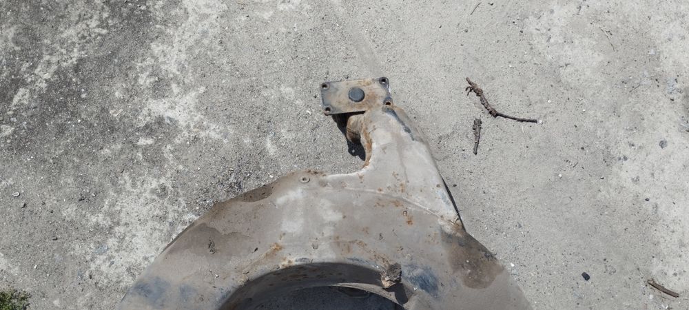 Задня балка Мерседес w126
