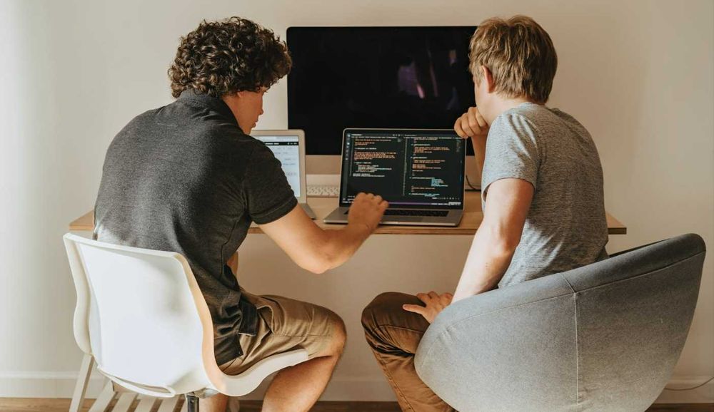 Курс веб-розробки: HTML, CSS, JS та React – Практичне навчання