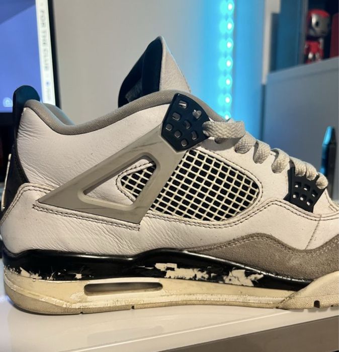 Jordan 4 Military Black