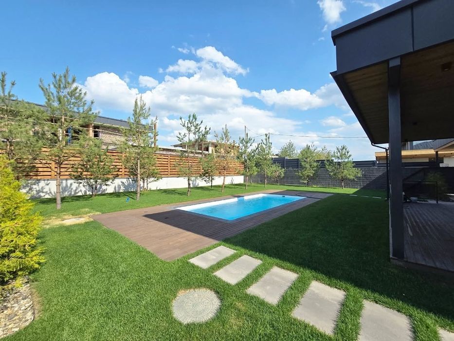 Будинок 250 м2 в КМ охорона басейн газ ремонт с. Ходосівка 8 км Київ