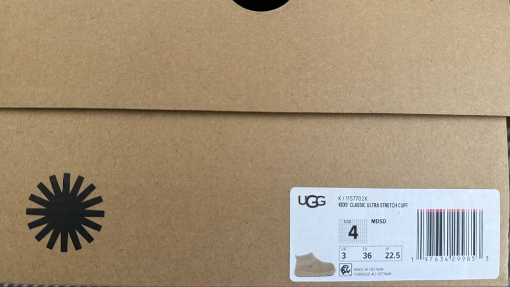 UGG Classic ultra