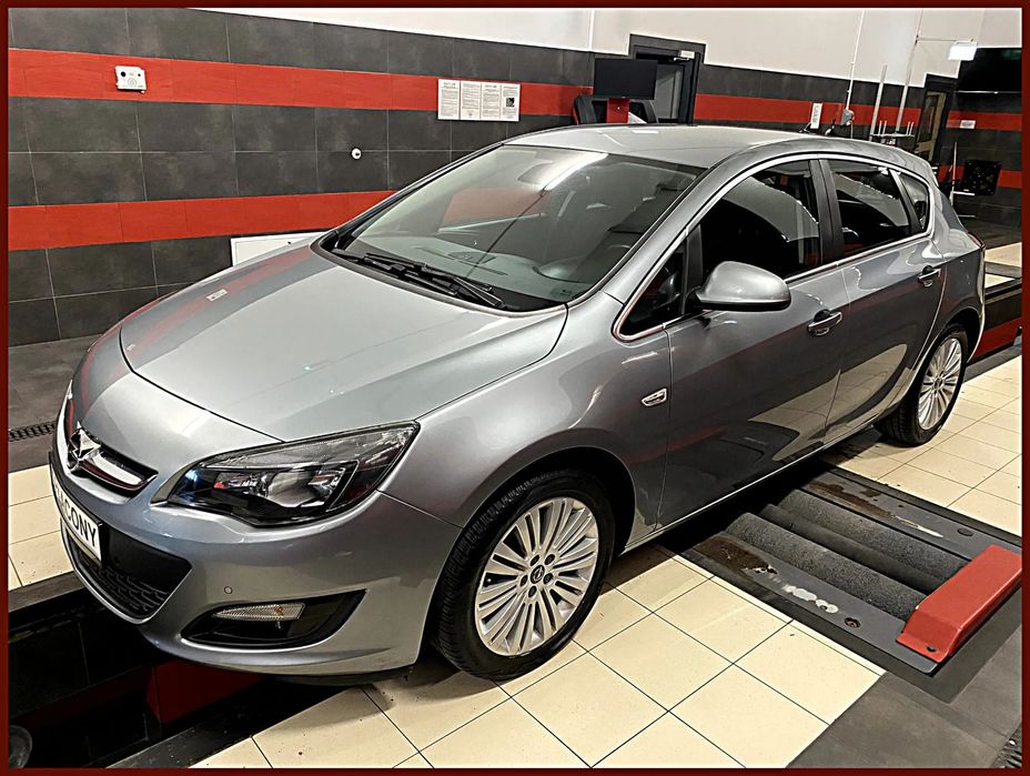 Opel Astra Lift Ledy Czujniki parkowania Nawigacja