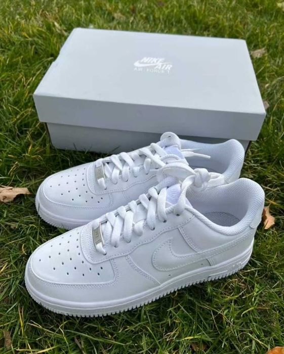 Nike Air Force 1 w kolorze białym  43