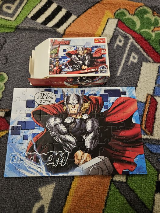 Dwa zestawy Puzzle Trefl Mini Avengers 54 el.