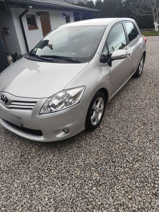 Toyota Auris Polski Salon