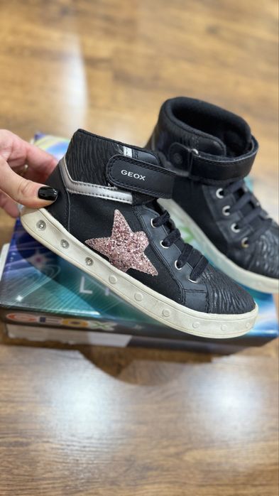 Кеди, снікерси Geox