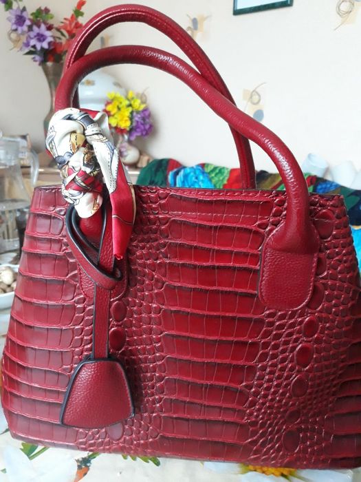 Сумка женская. Красивая. Бордовый цвет