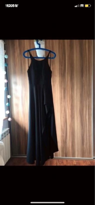 długa czarna sukienka