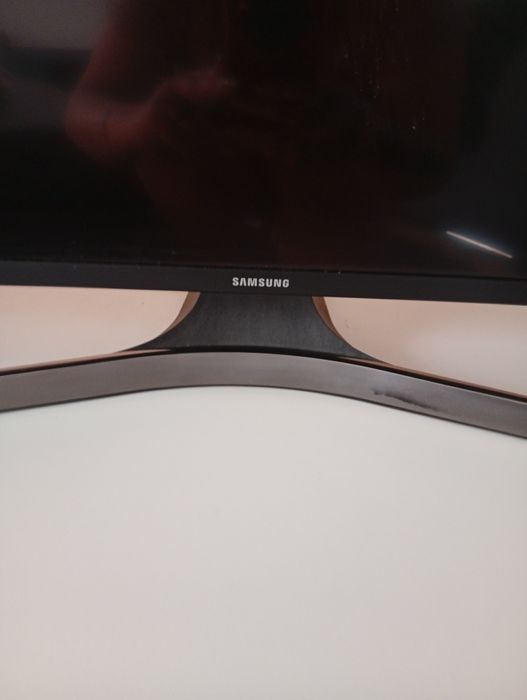 Televisão Samsung curvada