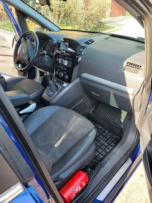 Opel Zafira B 1.7cdti