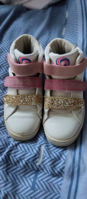 Святкові туфлі 19см,Високі кросівки хайтопи 18см ,Clibe 17 см