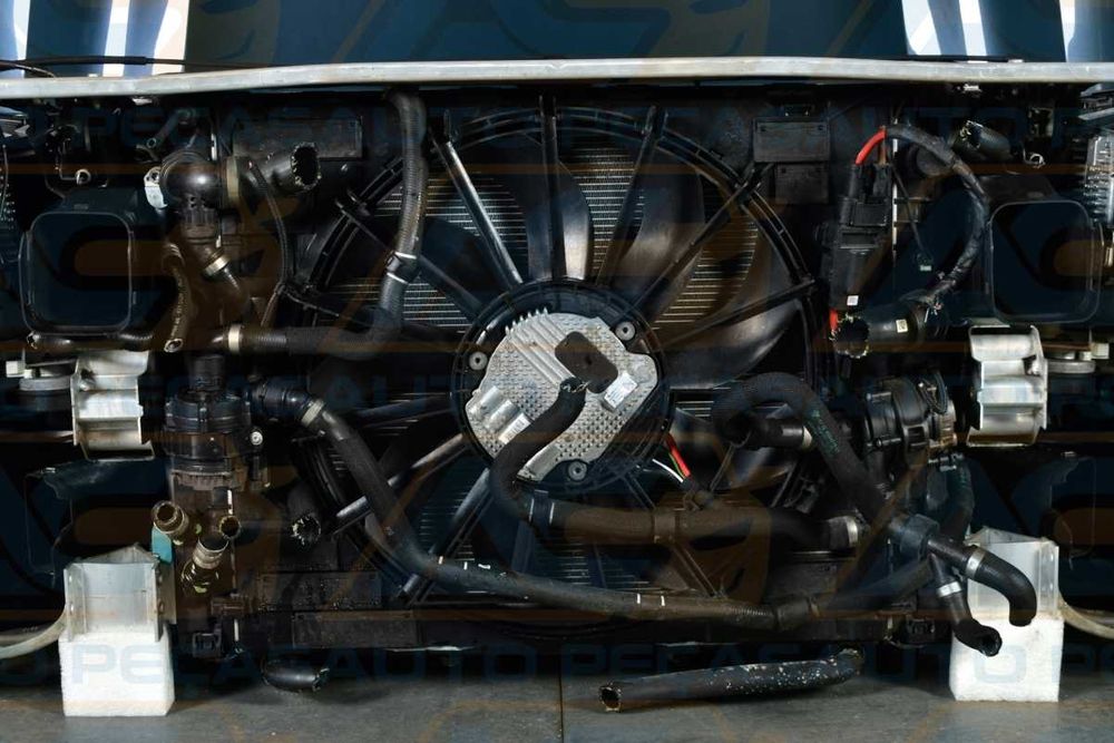BMW M8 F91 F92 F93 Frente Completa 2 0 1 9 - 2 0 2 5