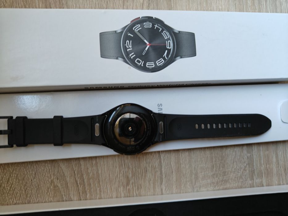 Samsung Galaxy Watch 6 Classic Gwarancja – stal, obracany bezel, GPS