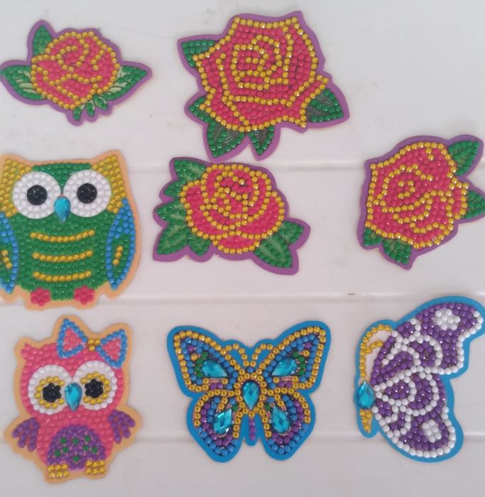 Autocolantes feitos em diamond painting