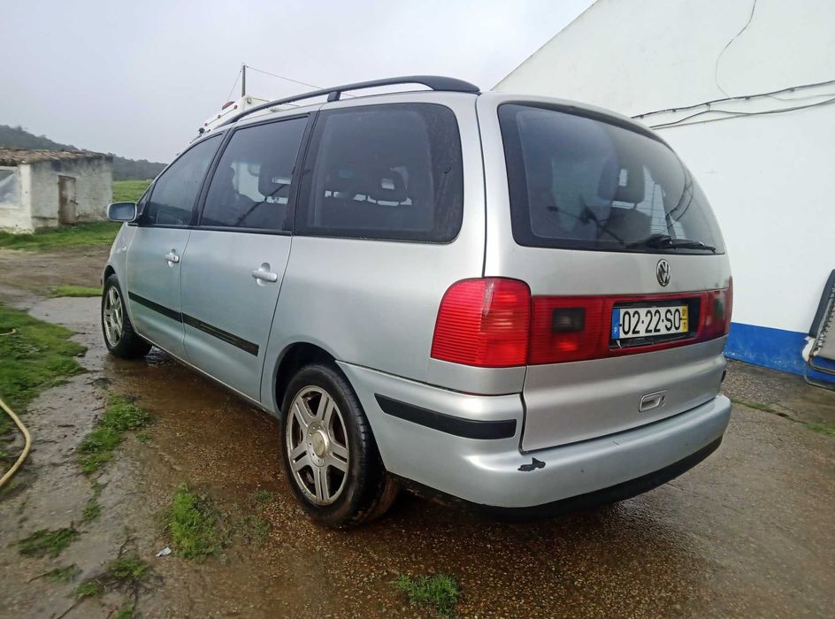 VW Sharan 2001 (7M) 7 lugares