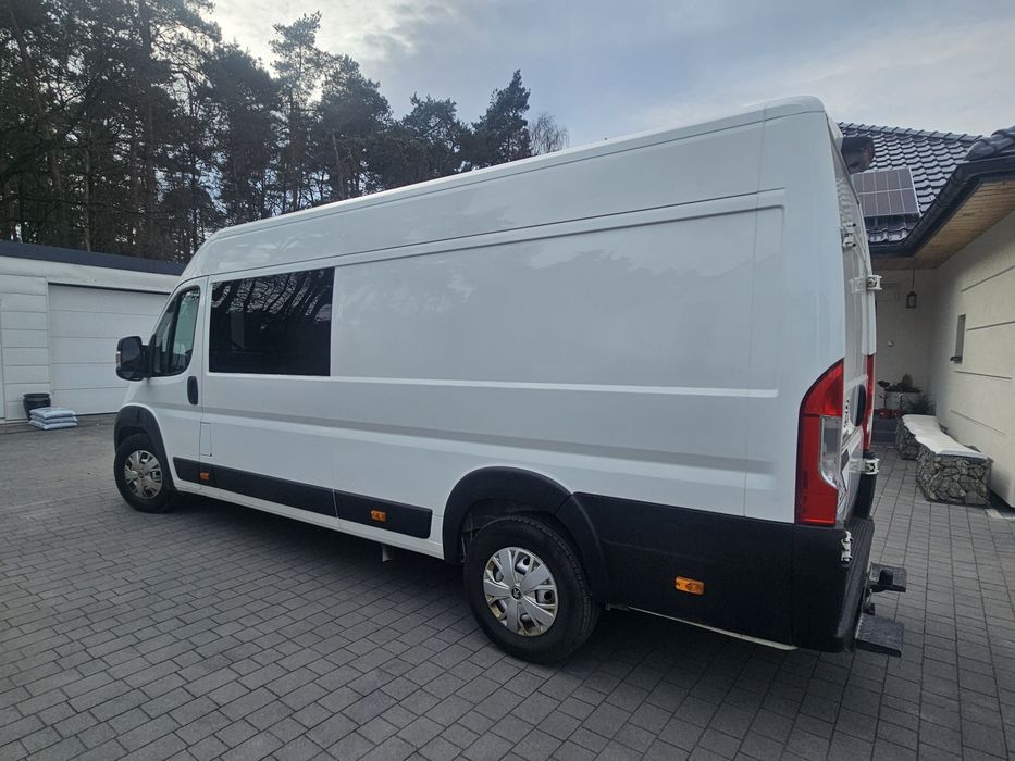 Peugeot Boxer 7osób