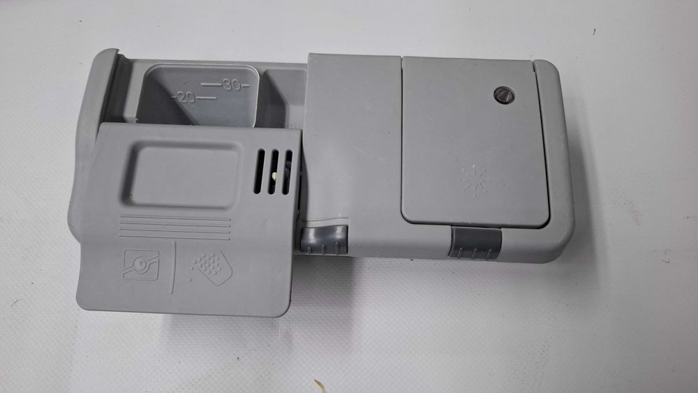 Whirlpool ADG 62401 FD dozownik detergentów