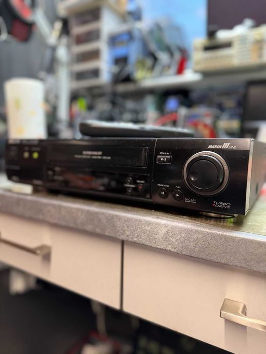Magnetowid Philips VR1100 VHS i S-VHS biały kruk