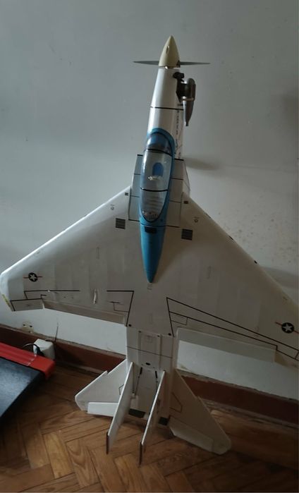 Aviao de recreio para aeromodelismo
