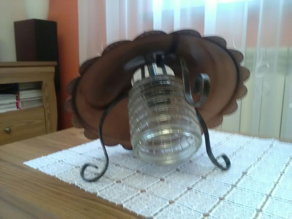 Żyrandol metalowo szklany