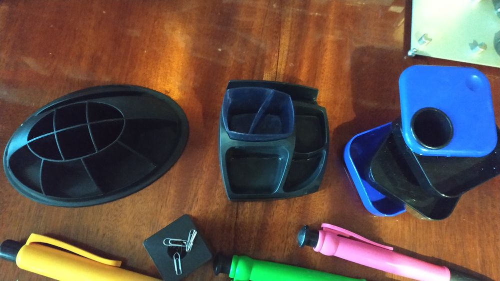 Подставка для ручек и скотча, ручка