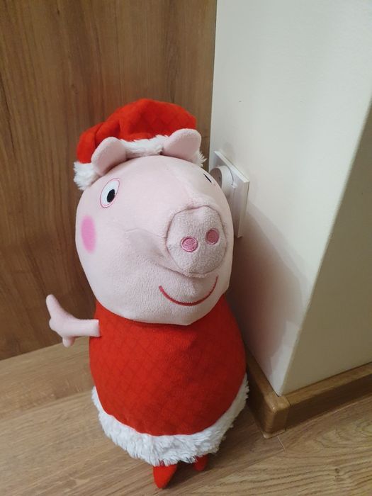 Maskotka Świnka Peppa świąteczna
