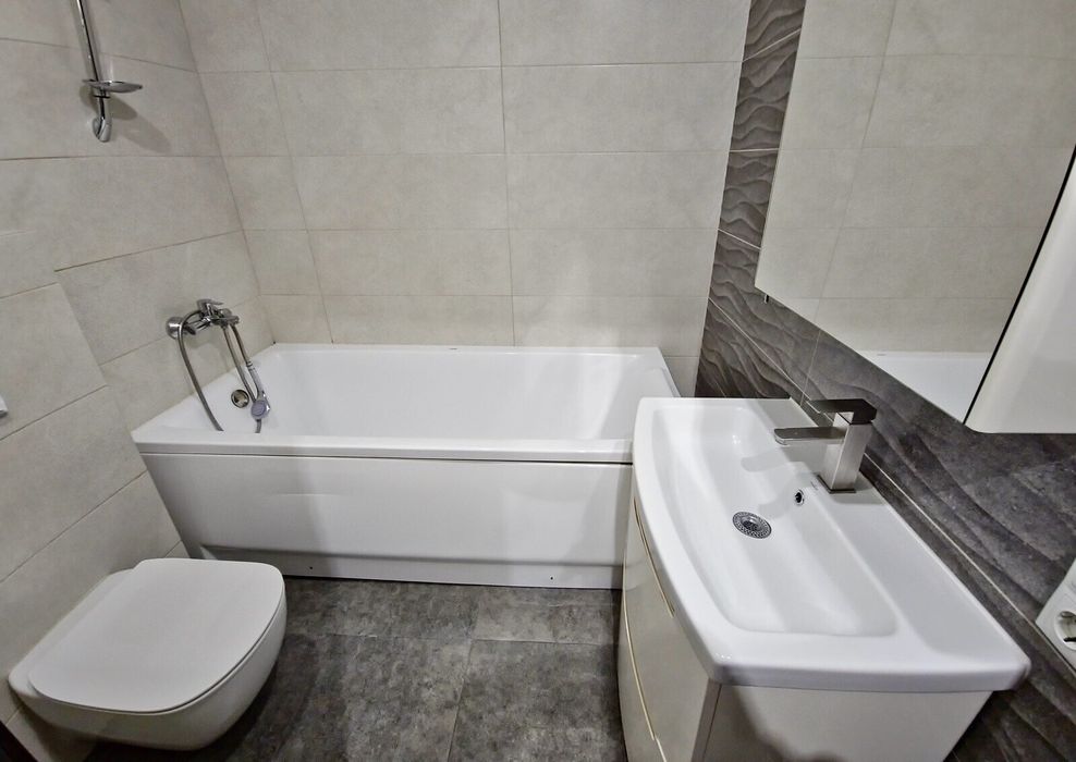 Усе залишвється! Простора 2к не кутова, є тепла підлога, 2%! 41663