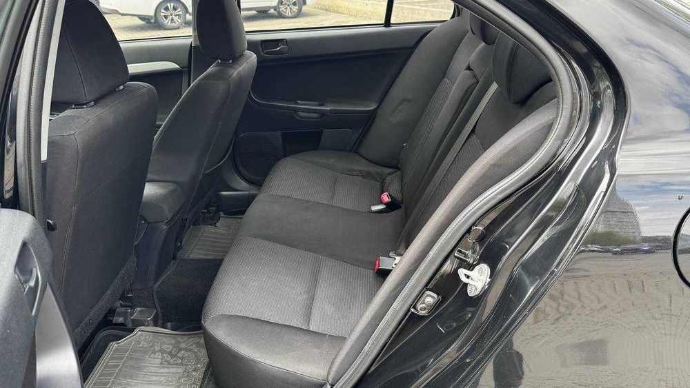 Mitsubishi Lancer 2011 Автомат 2011 газ бензин
