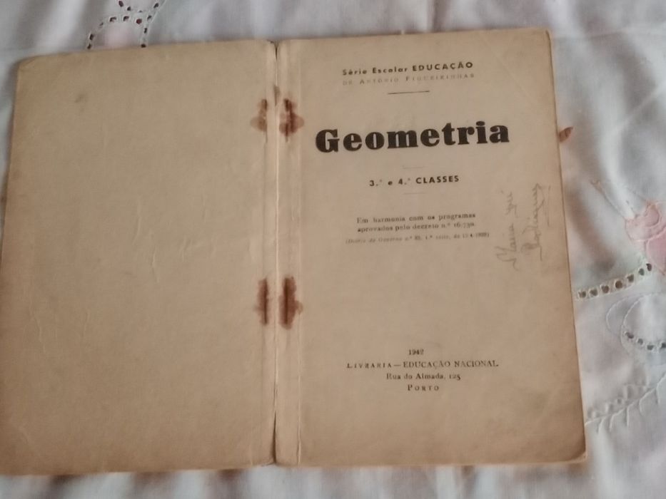 Livro escolar Geometria 1942