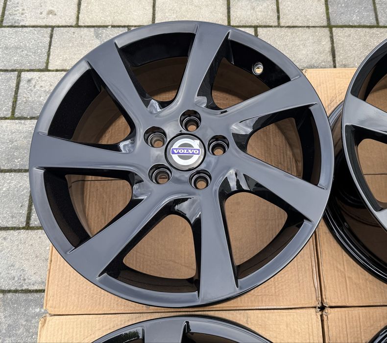 Oryginalne felgi Volvo 5x108 17” S40 S60 S80 V70 V40 V60