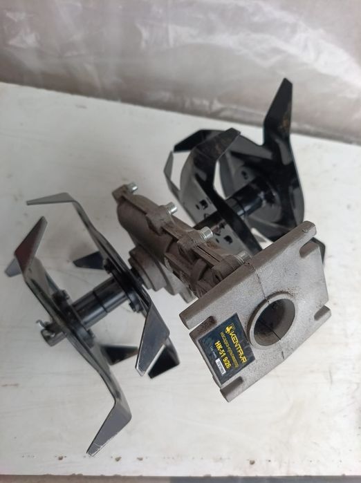 ПРОДАМ насадку - культиватор на мотокосу "кентавр НК-51 9/26